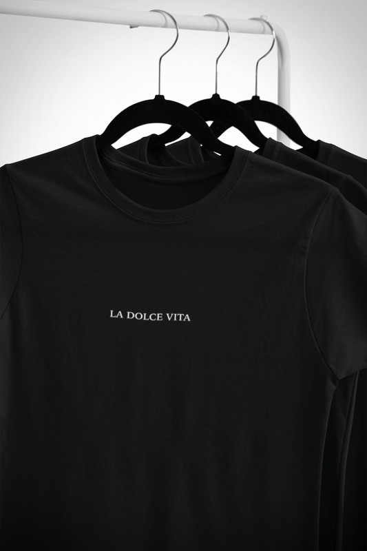 LA DOLCE VITA